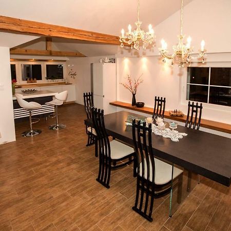 Angel'S Nest Apartment Komenda Extérieur photo